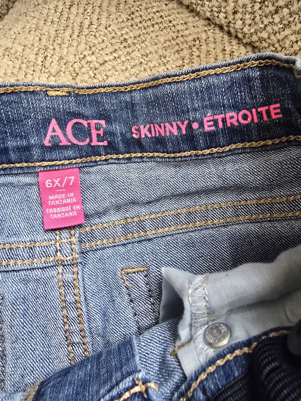 Place ACE Skinny Jeans in Dark Blue with Pink Logo